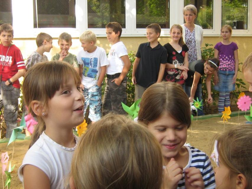 Játszóudvar felújítása
